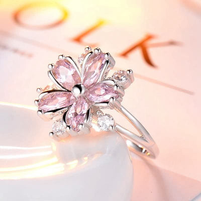 Romantic Design Unique Flower Ring