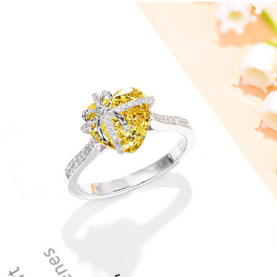 "Give you my heart"-Heart-Shaped Zircon Ring