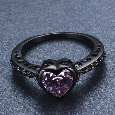 Limited Sale - "To Meet" - Retro Black Heart Amethyst Ring