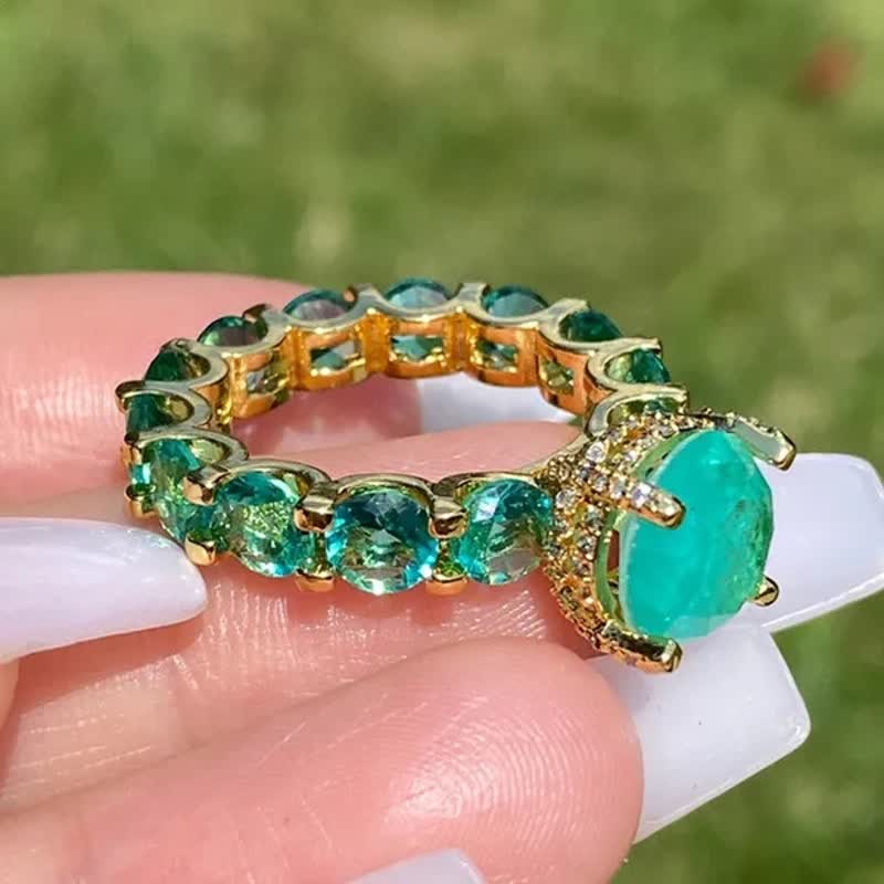 Unique Fashion Green Zircon Engagement Multi Stone Ring