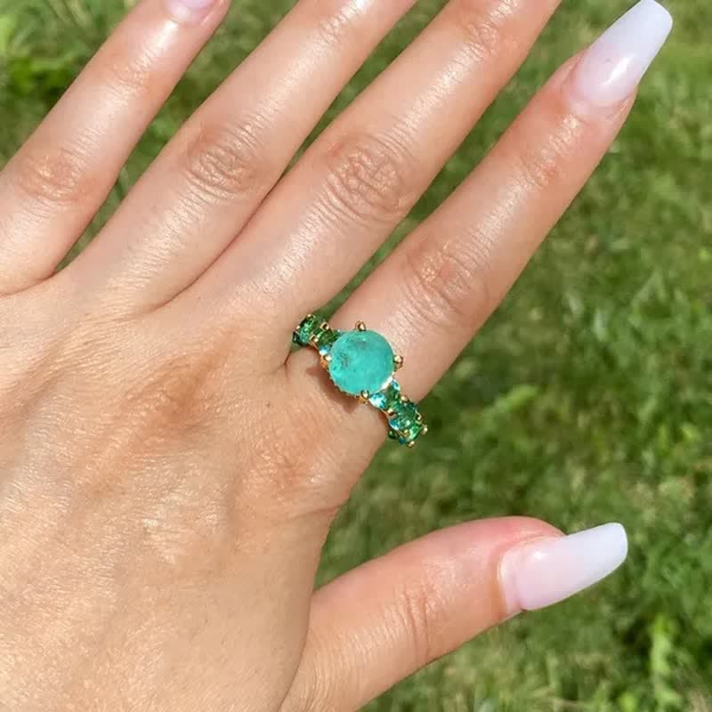 Unique Fashion Green Zircon Engagement Multi Stone Ring