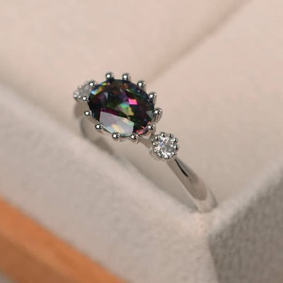 Luxurious Alexandrite Ring