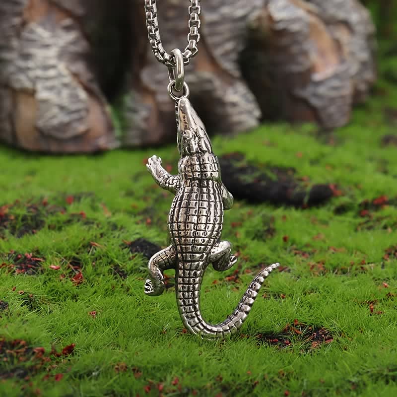 FREE Today: Retro Domineering Crocodile Pendant Necklace