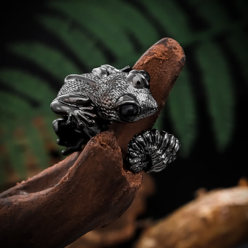 FREE Today: Lizard with Black Onyx Eye Gemstone Ring