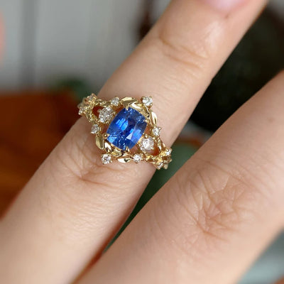 Vintage Luxury Sapphire Ring
