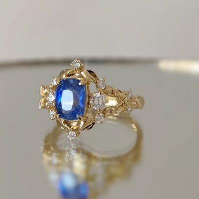 Vintage Luxury Sapphire Ring