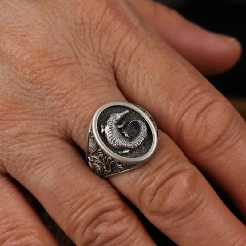 Antique Silver Vintage Crocodile Ring