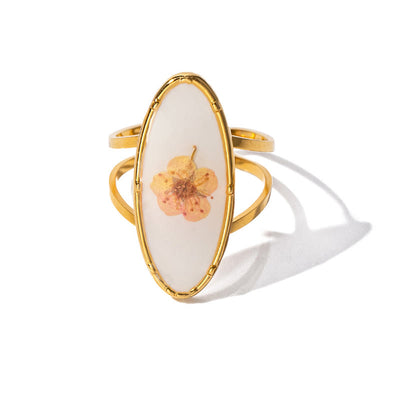 "Eternal Love" - Preserved Flower Resin Ring