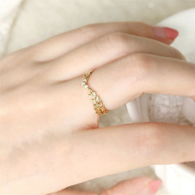 Natural Golden Laurel Leaf Ring