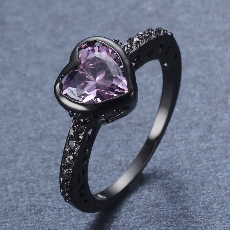 Limited Sale - "To Meet" - Retro Black Heart Amethyst Ring