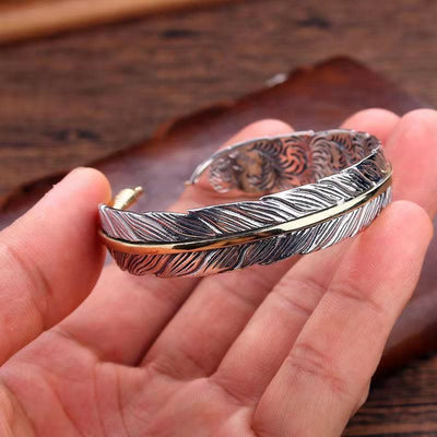 "Free Spirit" Creative Men's Feather Bracelet