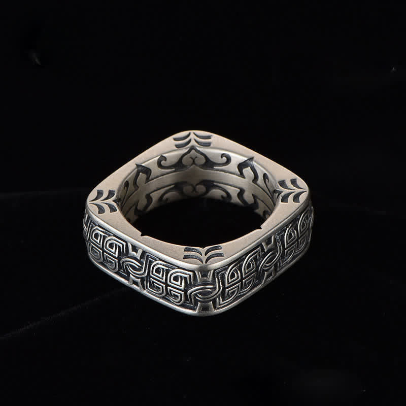 Vintage Carved Pattern Square Ring