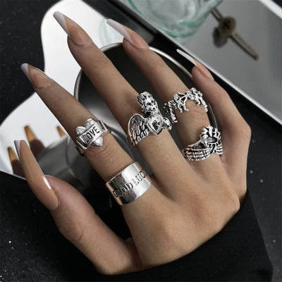 6Pcs Punk Skull Claw Poker Joker Ring Set