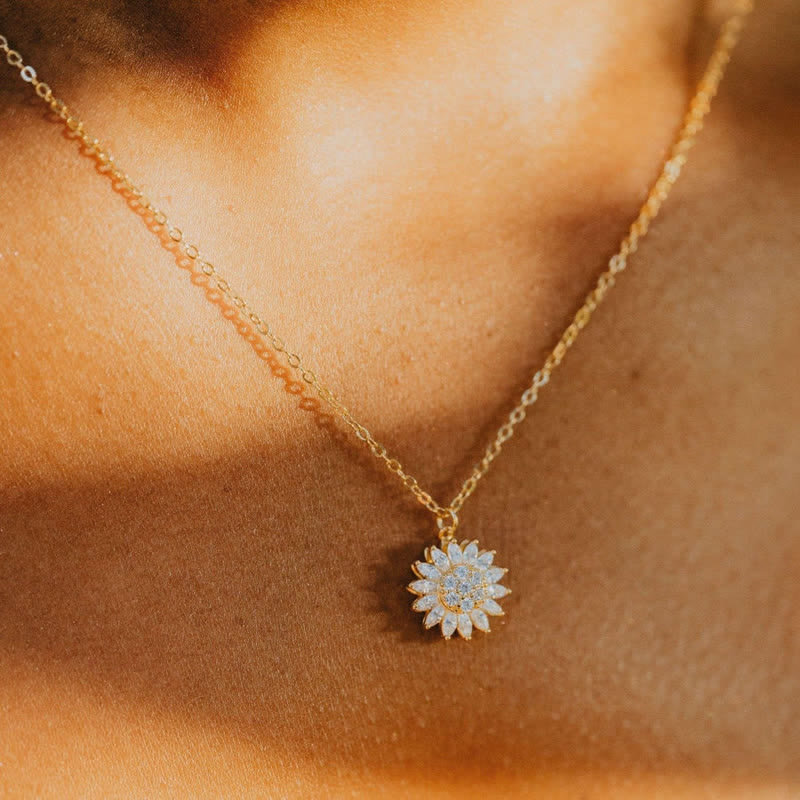 Sparkly Spinning Sunflower Zircon Necklace