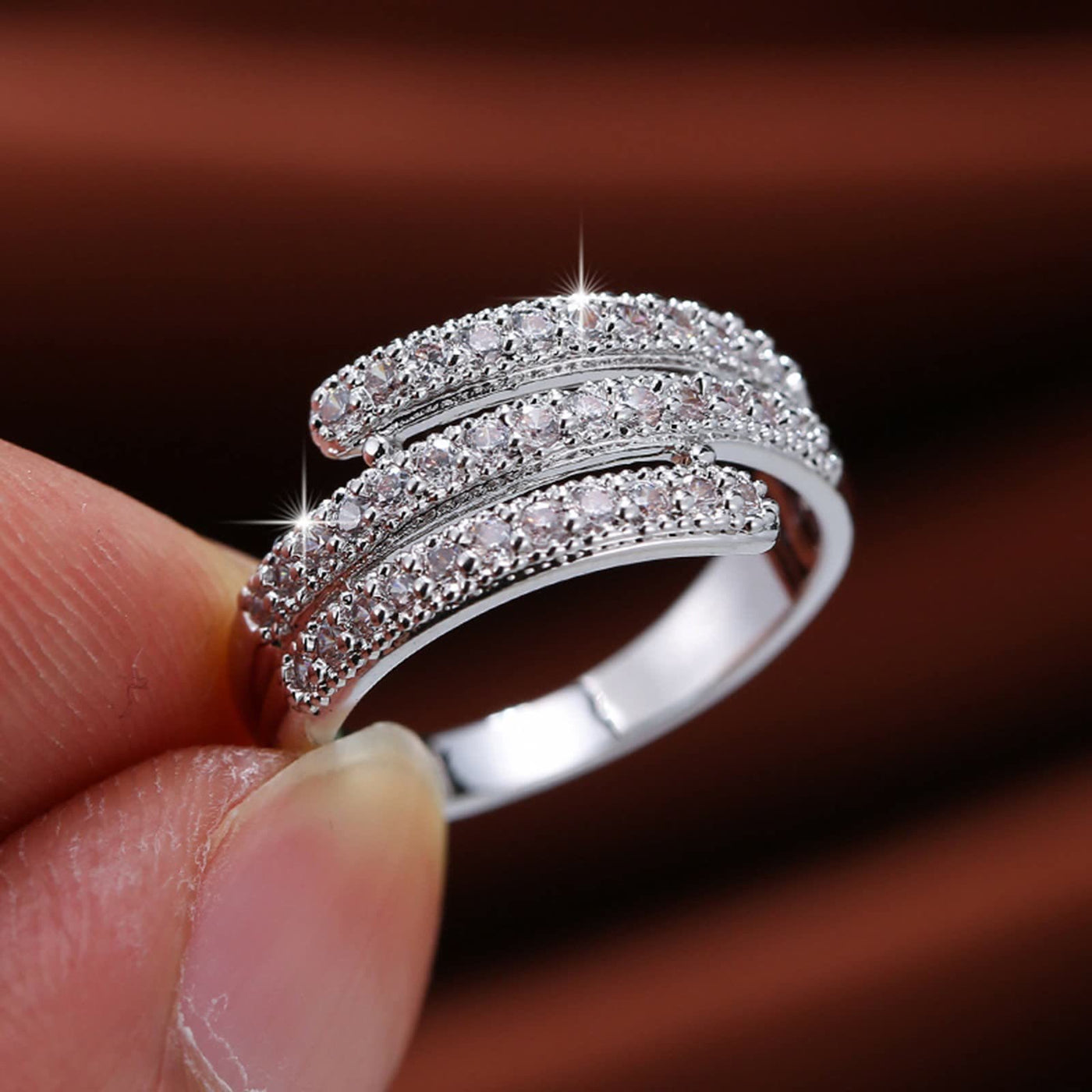 Luxury Shiny Zircon Rhinestone Inlaid Ring