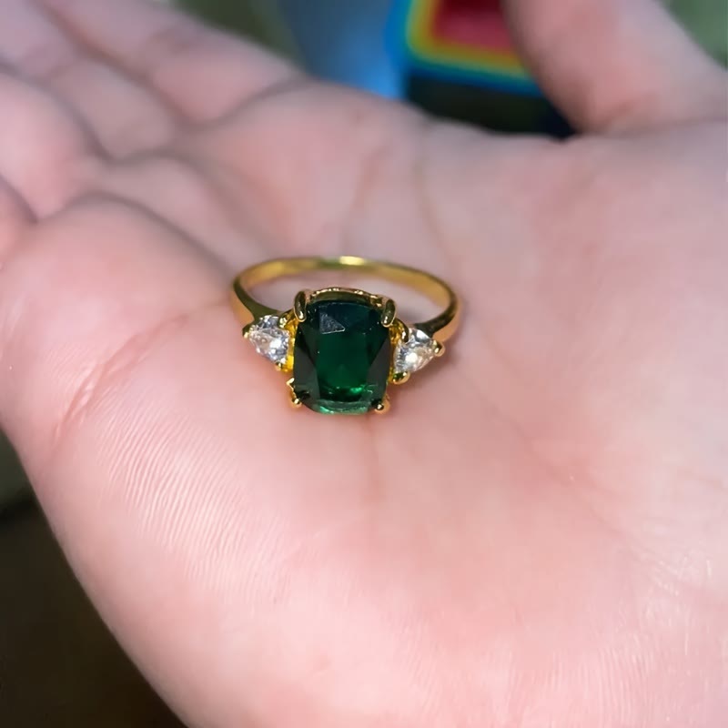 Elegant Emerald With Inlaid Square Shiny Zircon Ring