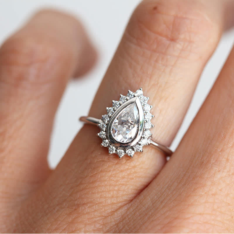 Pear Halo Shine Zircon Ring