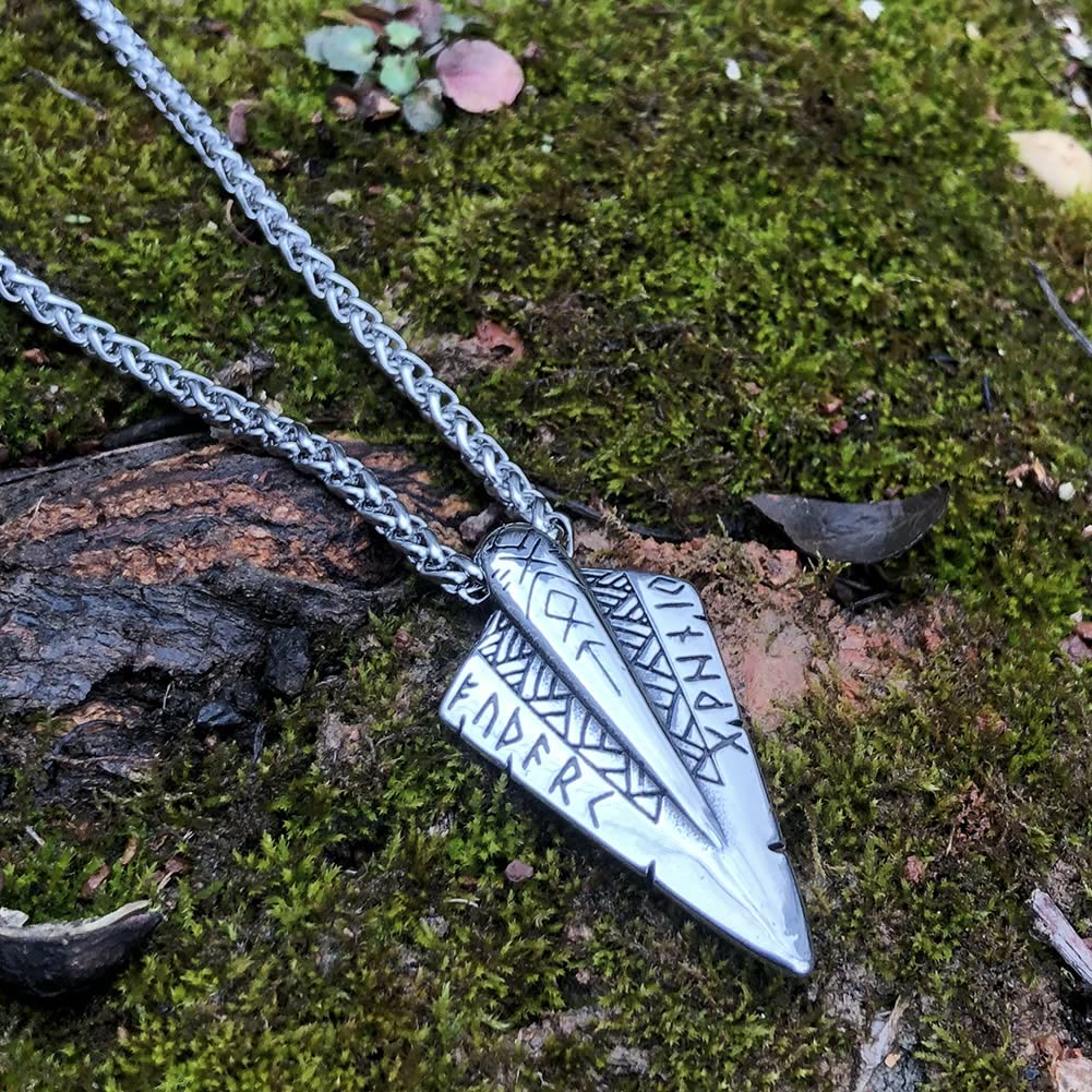 Odin's Spear head Gungnir Viking Arrowhead Necklace