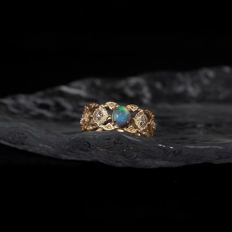 Women's Antique Italy Opal Ring