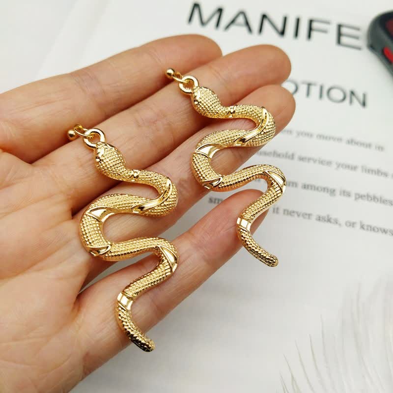 Women's Minimalist Snake Element Necklace