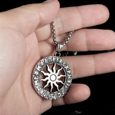 Vintage Sun Wheel Flower Necklace