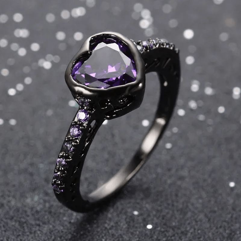 Limited Sale - "To Meet" - Retro Black Heart Amethyst Ring