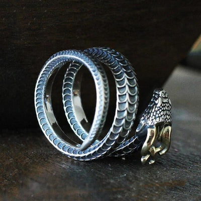 Powerful Norse Guardian: Jörmungandr Snake Ring