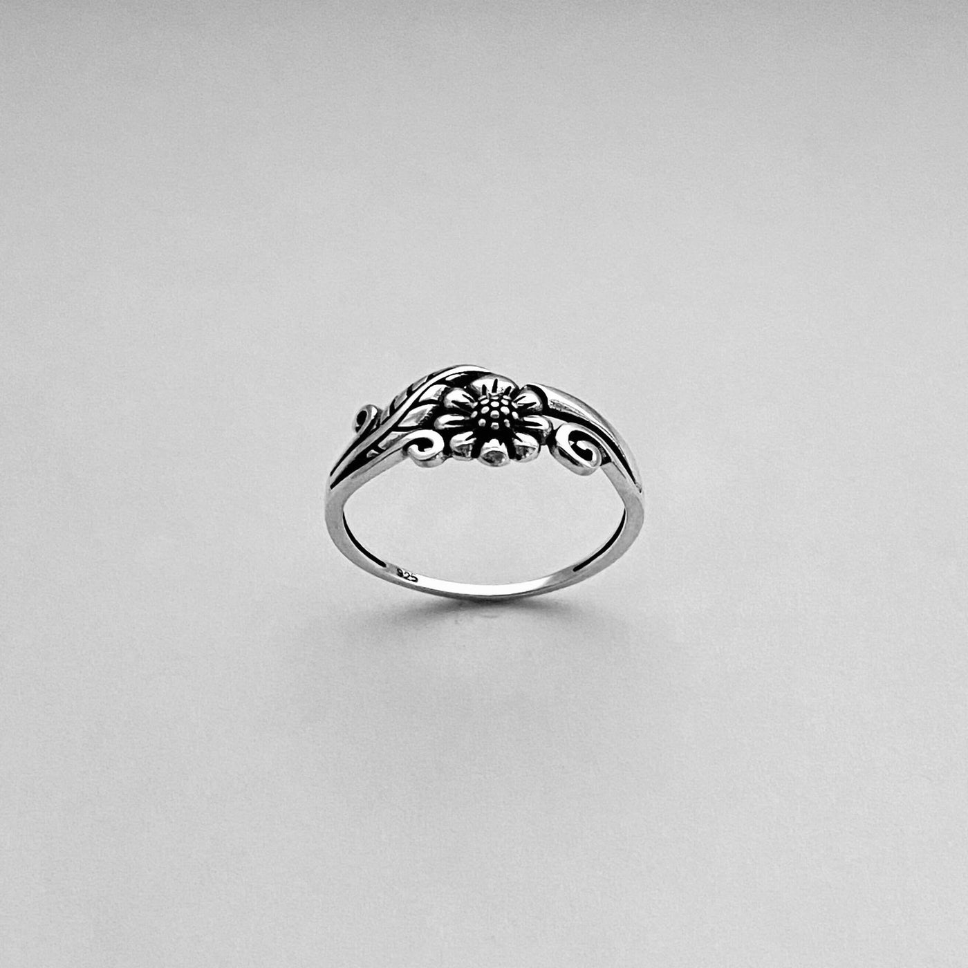 Flower Floral Daisy Silver Ring