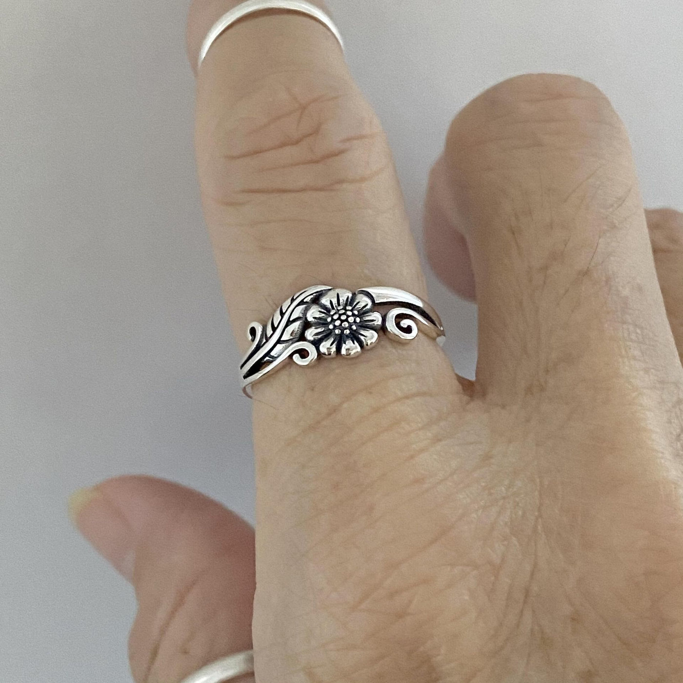 Flower Floral Daisy Silver Ring