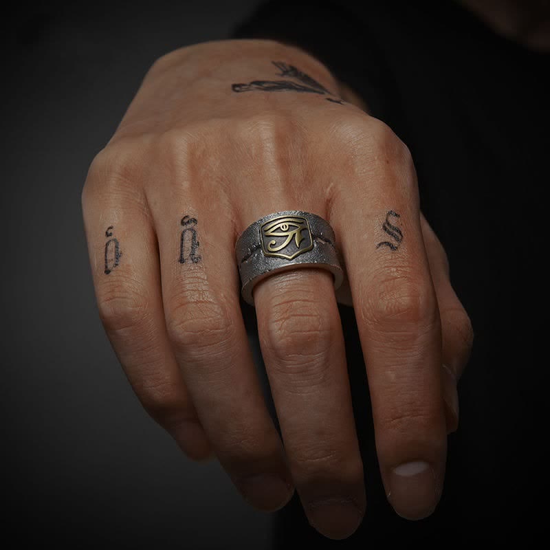 Men's Retro Eye of Horus Ring