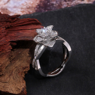 Creative Rose Sparkling Zircon Ring